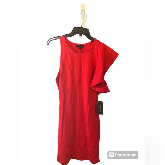 69. NWT Max + Ash Red Flutter Sleeve Body Con Dress M $80 - Picture 2 of 5